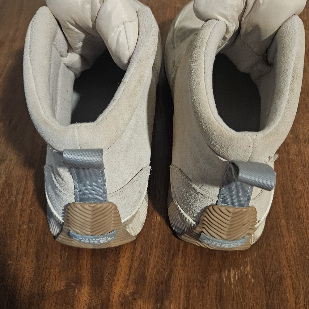 Beige High-Top Sneakers - Picture 5 of 6